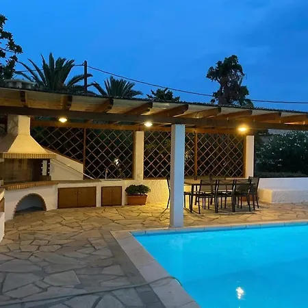 Villa Plepi's Seaside Plépi